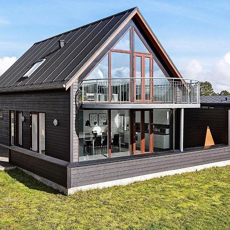 6 Person Holiday Home In R M Sonderby  Номер фото